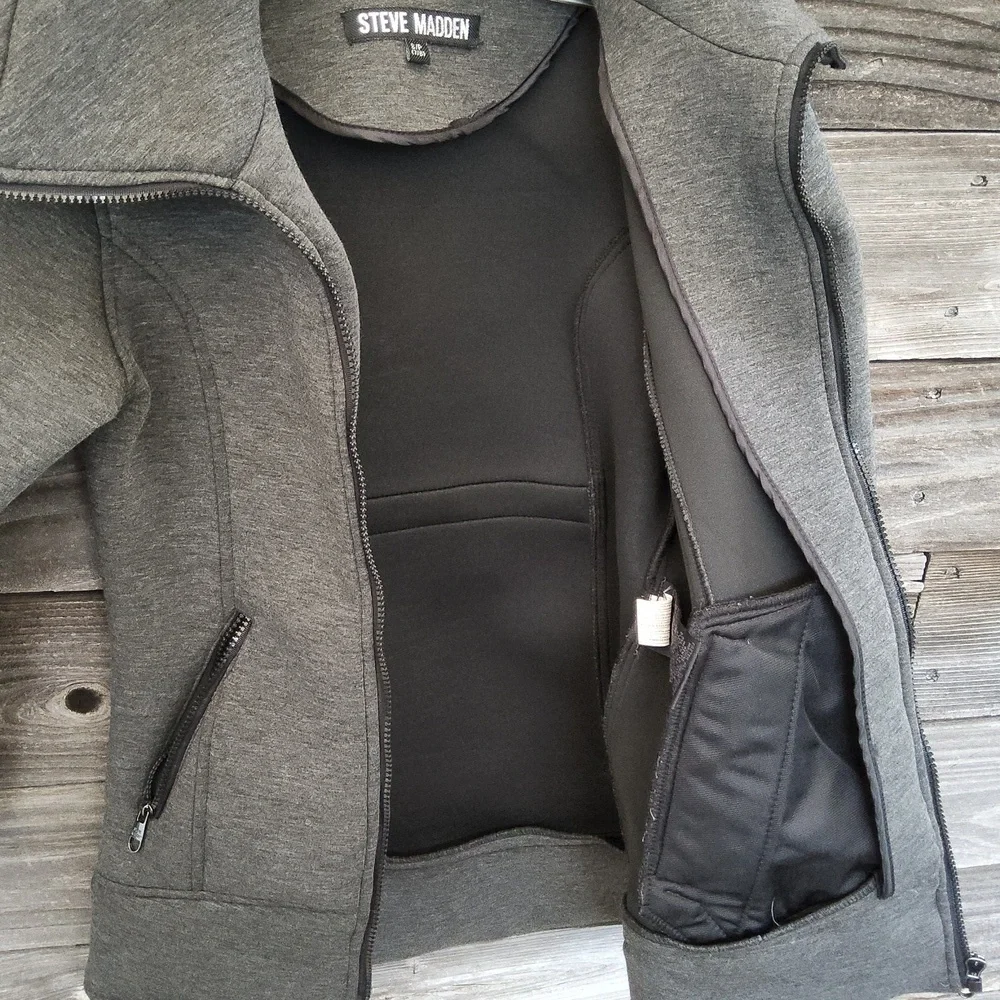 Steve Madden Charcoal Zip-Up Jacket Size Small Petite 7/8